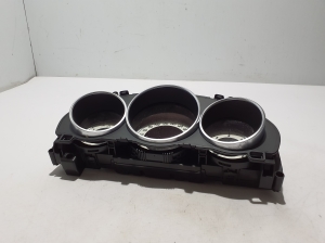 Mercedes Benz E-Class W212 (2009–2015) Instrument cluster A2129000825 - 3