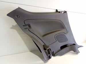 Opel Astra J (2009–2017) Rear side interior trim panel 13322084 - 3