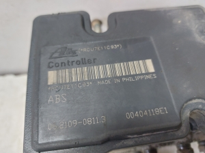 Suzuki Swift III (2004–2010) ABS unit 00404118E1 - 2