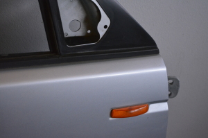 Land Rover Discovery III (2004–2009) Front door and its parts - 3