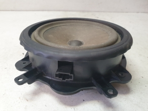 AUDI A3 8P (2003–2012) Rear side door speaker 8P0035411 - 4