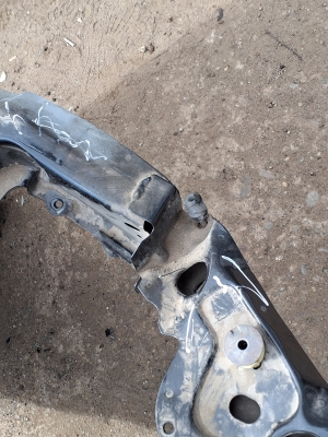Porsche Macan (2014–2026) Front outrigger 95B805139BY - 3