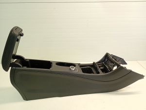Mercedes Benz A-Class 176 (2012–2018) Mittelkonsole - 2