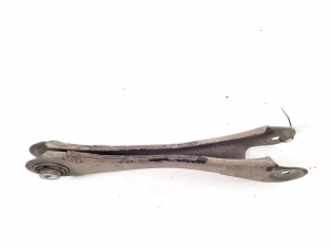 Rear axle link - 55251AAAA0