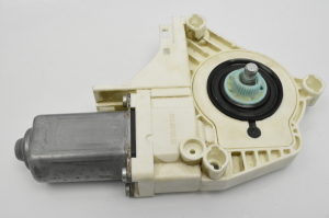 Land Rover Discovery III (2004–2009) Hinterer Seitentür-Fensterhebermotor S - 3