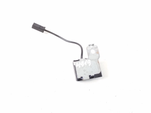 Infiniti Q30 (2015–2018) Antenna amplifier 283625DF0A - 2