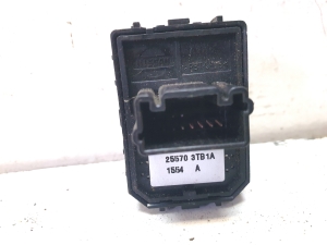 NISSAN Qashqai (2013–2021) Mirror control switch 255703TB1A - 2