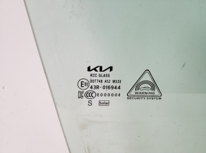 Kia Soul (2019–2026) Priekšējo durvju stikls 82420K0420 - 3