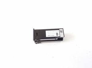 Infiniti Q30 (2015–2018) USB port 284H33ZD2A - 3