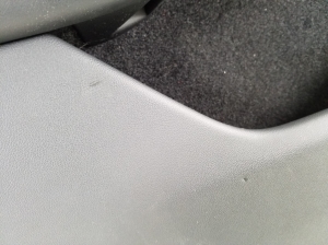 Tesla Model Y Y (2020–2026) Tagumise küljeukse polster 189729699B - 4
