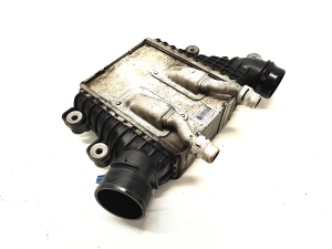 Land Rover Evoque (2011–2018) Vahejahuti radiaator GJ329L440AB - 3