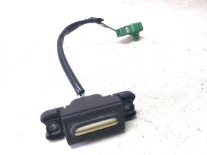 Suzuki Swift III (2004–2010) Trunk opening switch - 3