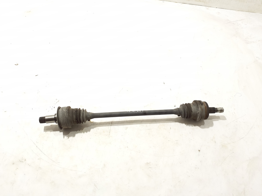 Mercedes Benz E-Class W212 (2009–2015) Tagumine veovõll ja selle osad A2123502510 Mercedes Benz E-Class W212 (2009–2015) Tagumine veovõll ja selle osad A2123502510