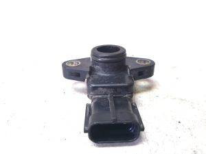 Suzuki Swift III (2004–2010) Nukkvõlli asendi andur 3322076G11 - 2