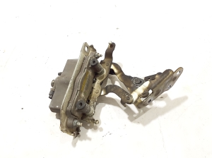 Mercedes Benz E-Class W212 (2009–2015) Motorhaubenaufprallsensor A2129067701 - 3