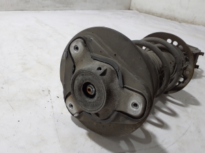 Mercedes Benz E-Class W212 (2009–2015) Stoßdämpfer vorne A2123207513 - 2