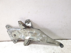 Rear side door window regulator - 
