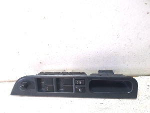 Front door glass switch - 8376263J0