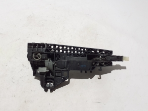 AUDI A7 (2010–2018) Rear side door exterior handle and its parts - 3