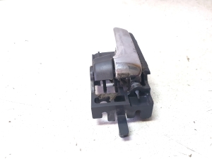 Suzuki Swift III (2004–2010) Front door inner handle - 2