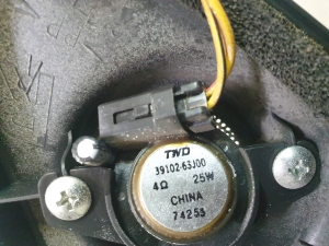 Suzuki Swift III (2004–2010) Lautsprecher Tür vorne 8475163J10 - 5