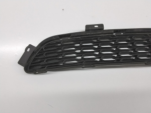 Kia Sorento (2009–2014) Priekšējā bampera apakšējā reste 865622P500 - 3
