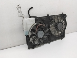 Mitsubishi Outlander (2012–2021) Dzesēšanas ventilators un tā daļas 1355A258 - 5