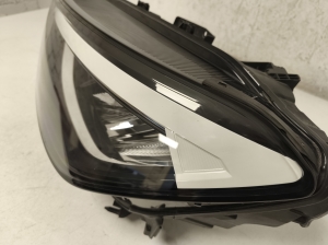 Volkswagen ID.4 I (2020–2026) Headlight 11C941005A - 9