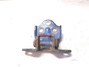 Hyundai H 1 (1997–2007) Front door lower hinge - 4