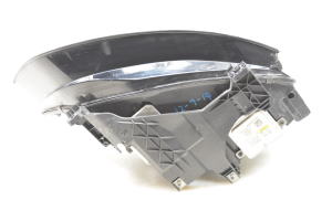 AUDI A4 B8 (2007–2016) Headlight 8K0941005D - 2