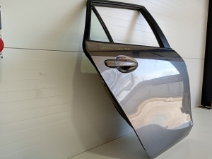 Mazda 3 (2009–2013) Tür hinten - 4