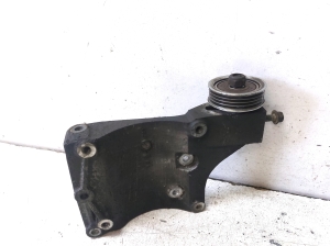 Suzuki Swift III (2004–2010) Support d’alternateur - 2