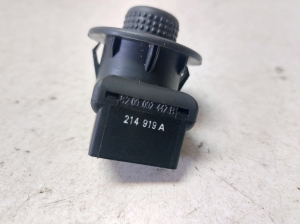 Dacia Logan I (2004–2012) Mirror control switch 8200002442B - 2
