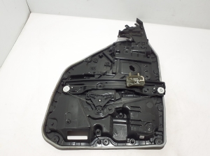 Mercedes Benz S-Class 223 (2020–2026) Aizmugurējo durvju logu pacēlājs A2237302400 - 3