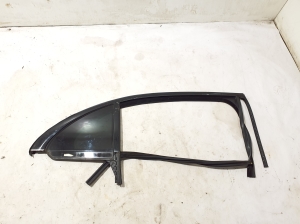   Tagumise külgukse kolmnurkklaas  - A2237305801 