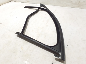 Mercedes Benz S-Class 223 (2020–2026) Esiukse tihenduskumm A2237250300 - 3