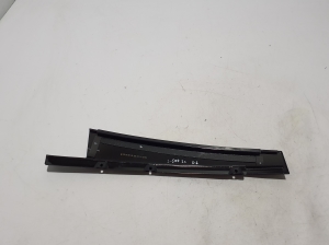   Tagumise külgukse klaasi välimine liist  - A2236903800 