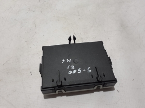 Mercedes Benz S-Class 223 (2020–2026) Rear side door control unit A2239002031 - 2
