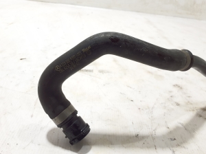 Mercedes Benz S-Class 223 (2020–2026) Jahutusradiaatori voolik A2235008300 - 2