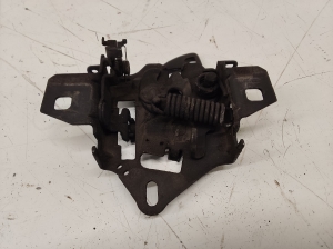 Volkswagen Passat B5 (1997–2005) Kapoti lukk 3B0823509K - 2