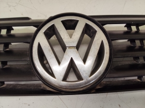 Volkswagen Passat B5 (1997–2005) Kühlergrill 3B0853653C - 2