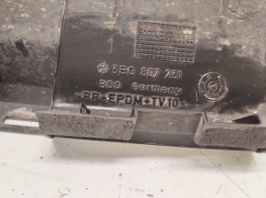 Volkswagen Passat B5 (1997–2005) Priekšējās restes kronšteins 3B0807231 - 2