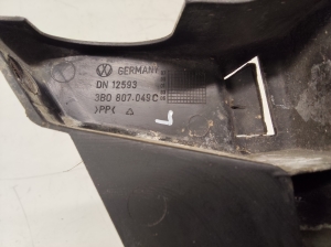 Volkswagen Passat B5 (1997–2005) Front bumper bracket 3B0807049C - 3