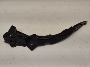 Front bumper bracket - 3B0807049C