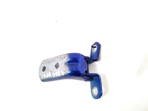   Front door top hinge  - 793202V000 