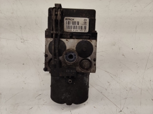 Volkswagen Passat B5 (1997–2005) ABS bloks 8E0614111 - 2