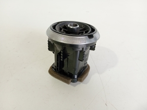 AUDI A3 8V (2012–2020) Grilles de ventilation du tableau de bord 81A820901B - 4