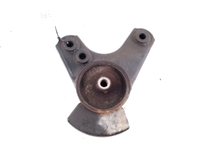 Engine mount - 21932k4000