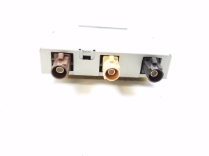 Infiniti Q30 (2015–2018) Antenna amplifier 282B15DF0A - 2