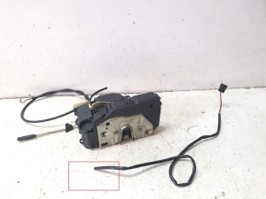 Mercedes Benz CLK-Class 209 (2002–2009) Esiukse lukk 2097200435 - 2